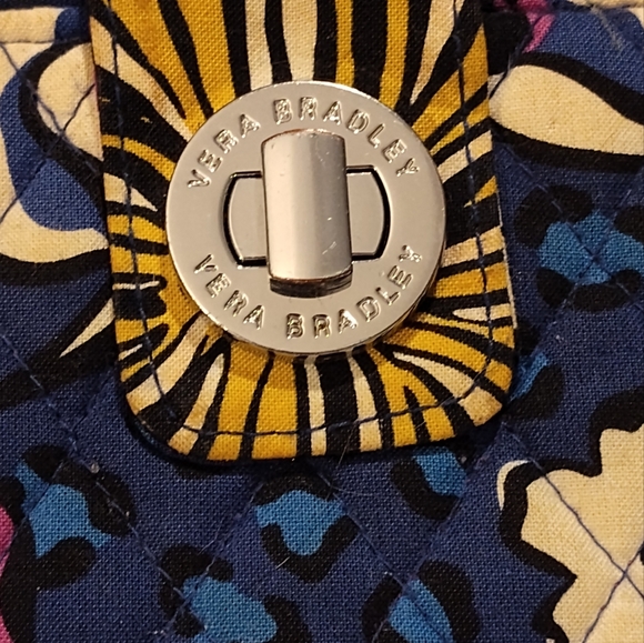 Like-New VERA BRADLEY Wallet - Picture 2 of 10